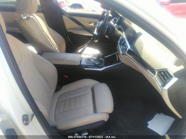WBA5R1C53KAJ99094 BMW 3 Series 330i