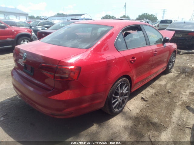 3VW1K7AJ5FM419740 Volkswagen Jetta Sedan 2.0l S