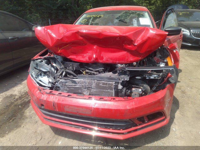 3VW1K7AJ5FM419740 Volkswagen Jetta Sedan 2.0l S