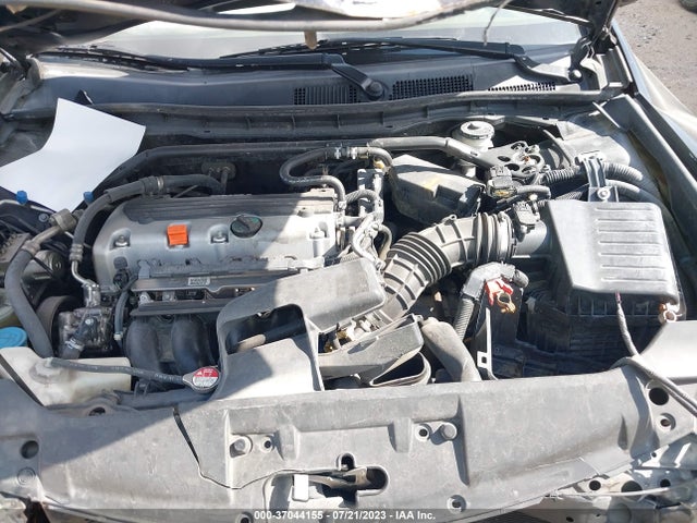 2010 HONDA ACCORD SDN EX-L VIN: 1HGCP2F89AA197314