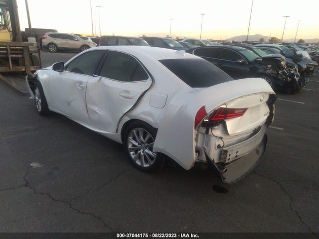 JTHBA1D21G5007011 Lexus IS 200T