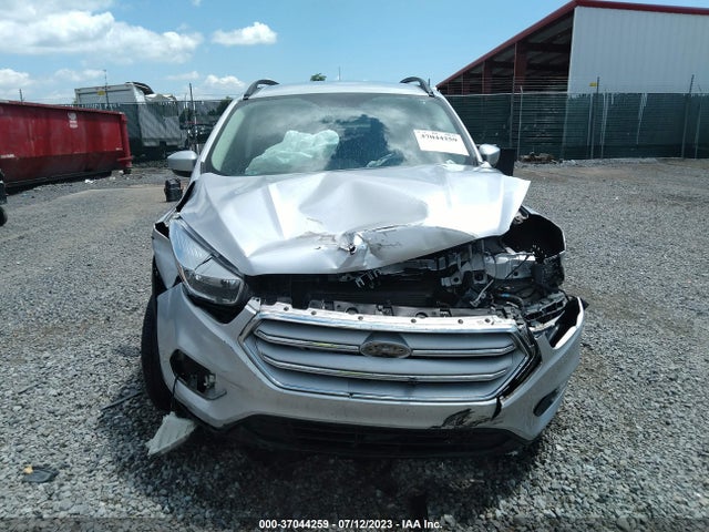 2018 FORD ESCAPE SE VIN: 1FMCU9GD4JUD27666