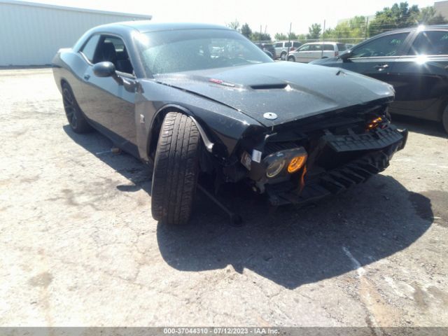 2C3CDZFJ2FH764933 Dodge Challenger R/t Scat Pack