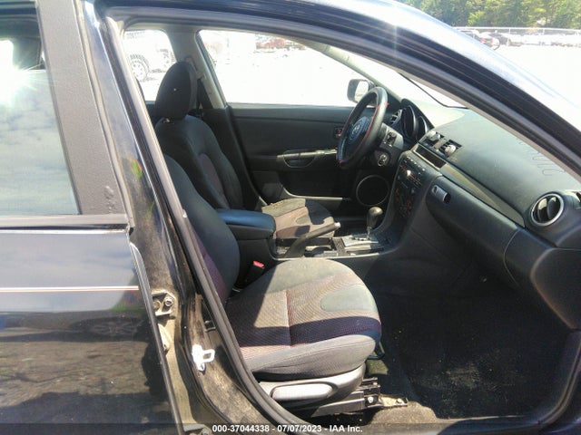 2006 MAZDA MAZDA3 S VIN: JM1BK143X61489989