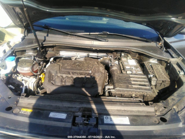3VV1B7AX4JM112156 Volkswagen TIGUAN S