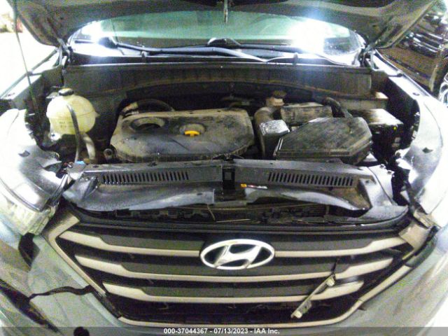 KM8J33A46GU106269 Hyundai TUCSON SE