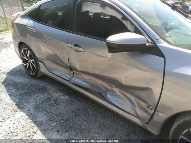 2HGFC1E56JH709672 Honda CIVIC SI SEDAN