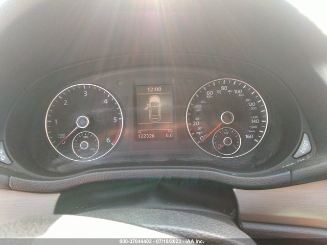 1VWBN7A3XEC001459 Volkswagen Passat Tdi Se W/sunroof & Nav