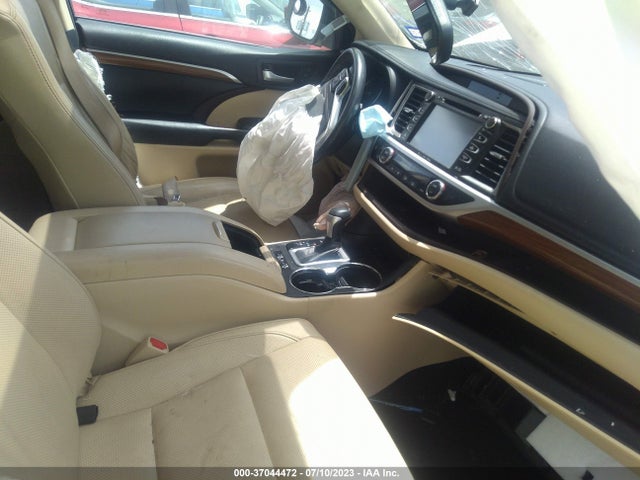 Toyota Highlander Limited 2017 5TDYZRFH4HS231700 Image 5