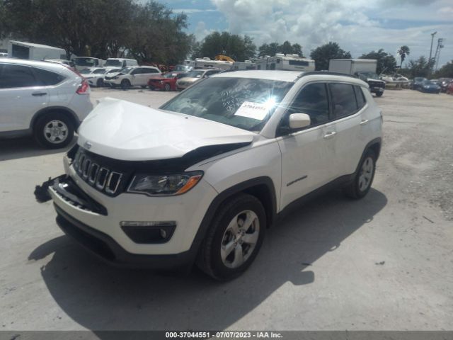 3C4NJCBBXKT851490 Jeep Compass Latitude