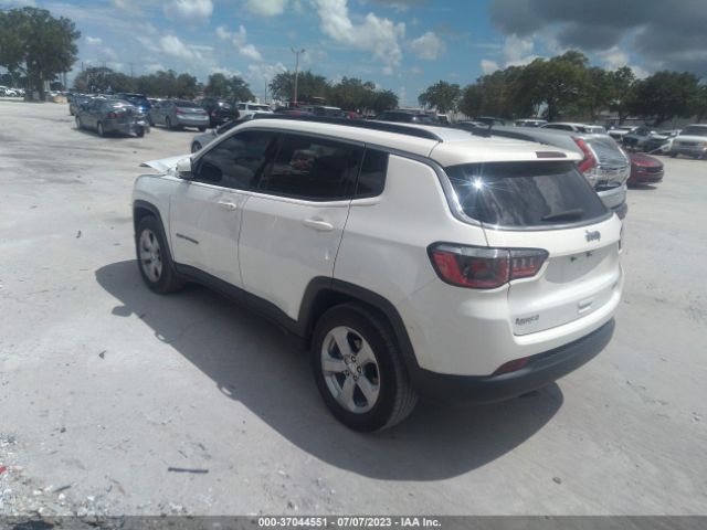 3C4NJCBBXKT851490 Jeep Compass Latitude
