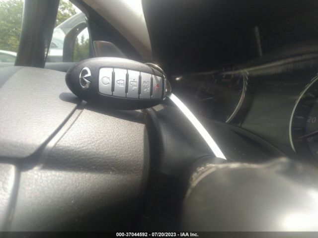 JN1EV7AP7HM742527 Infiniti Q50 3.0t Premium