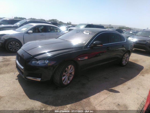 2019 JAGUAR XF SAJBD4FX3KCY79313 Photo 1