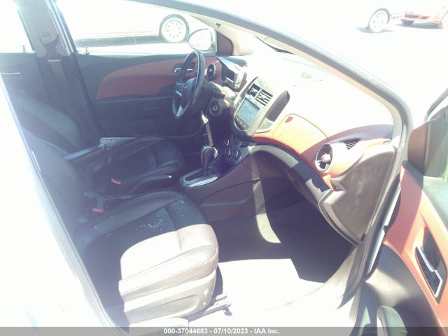Chevrolet SONIC LTZ 2015 1G1JE6SB0F4105641 Image 6