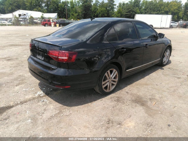 3VWL17AJXHM277321 Volkswagen Jetta 1.8t Sel