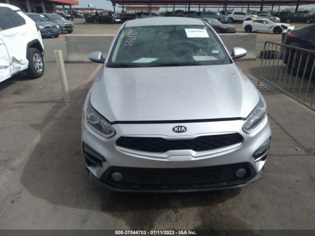 3KPF24AD1KE120087 KIA Forte Lxs