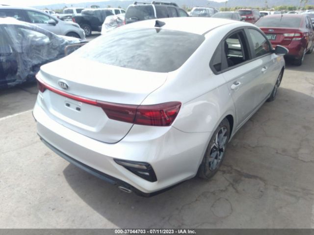 3KPF24AD1KE120087 KIA Forte Lxs