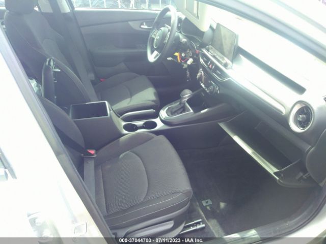 3KPF24AD1KE120087 KIA Forte Lxs