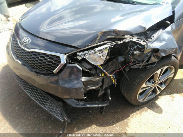 KNAFX4A86F5390306 KIA FORTE EX