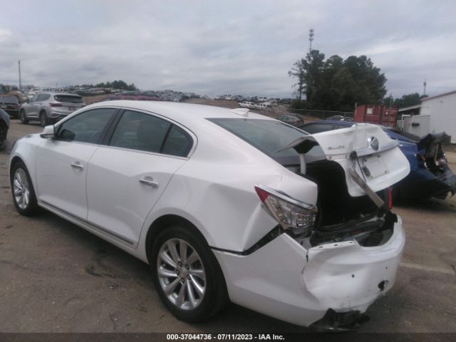 1G4GB5G39GF102714 Buick Lacrosse Leather