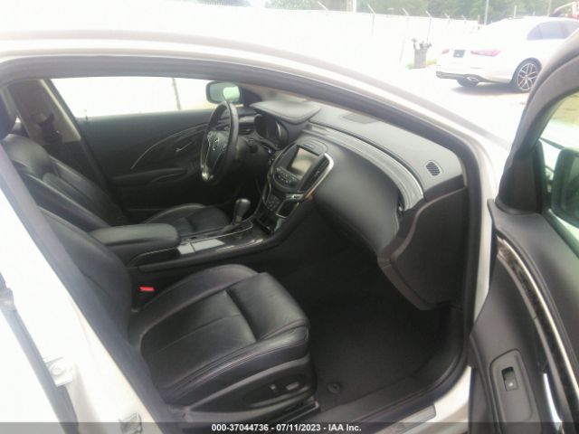 1G4GB5G39GF102714 Buick Lacrosse Leather