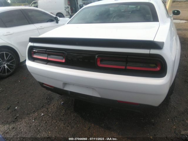 2C3CDZFJ0NH237262 Dodge Challenger R/t Scat Pack Widebody