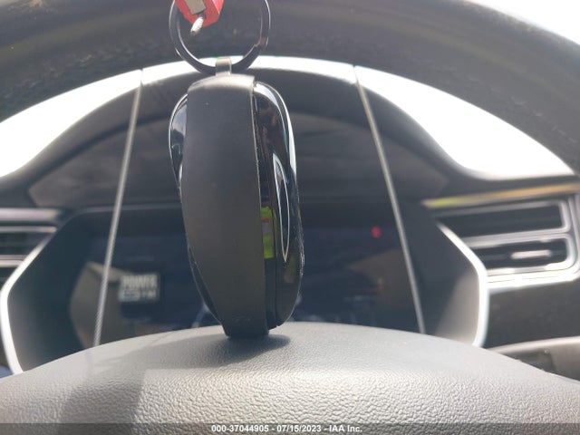 Tesla Model S 70d 2015 5YJSA1S27FF085357 Image 10