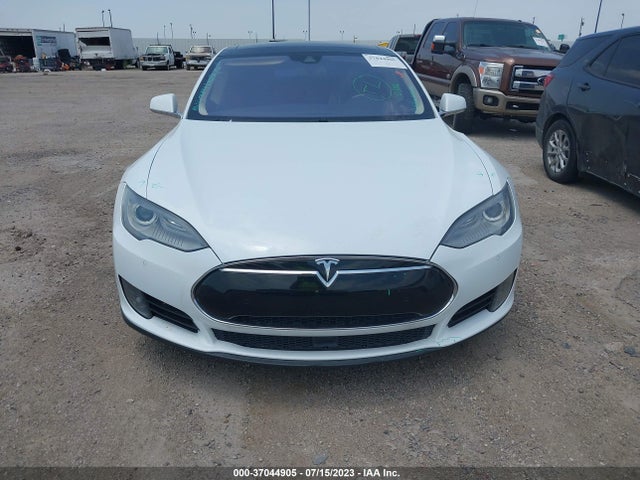 Tesla Model S 70d 2015 5YJSA1S27FF085357 Image 11