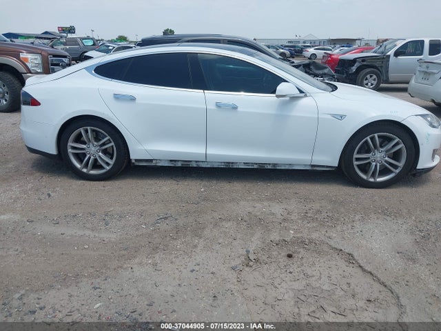 Tesla Model S 70d 2015 5YJSA1S27FF085357 Image 12