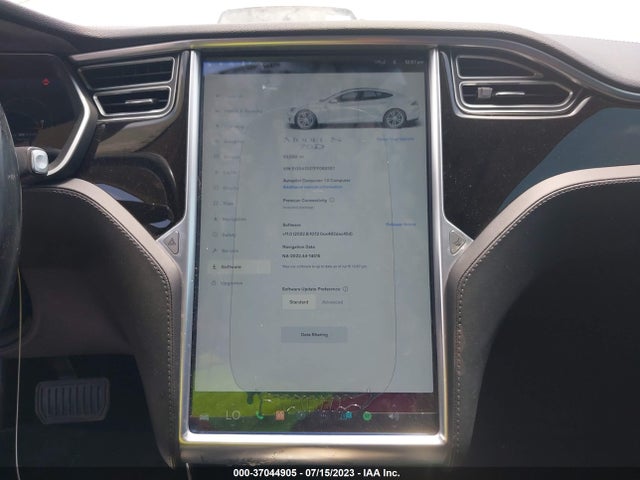 Tesla Model S 70d 2015 5YJSA1S27FF085357 Image 17