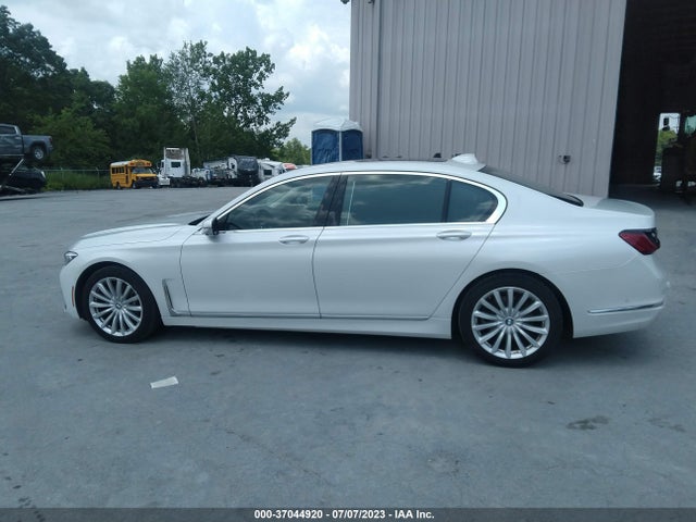 2022 BMW 7 Series, VIN: WBA7T4C06NCH76695