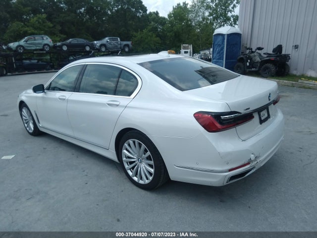 2022 BMW 7 Series, VIN: WBA7T4C06NCH76695