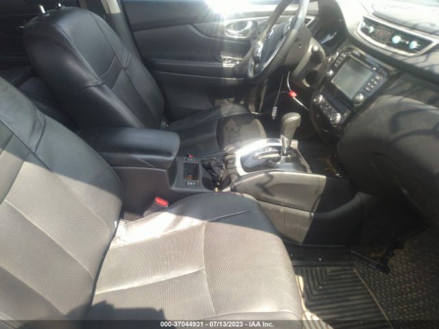 5N1AT2MVXEC812596 Nissan Rogue Sl