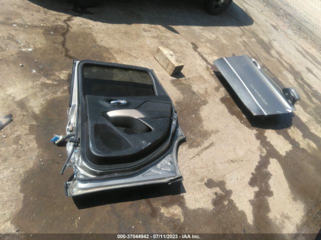 1C4PJMDB2HW608013 Jeep Cherokee Limited