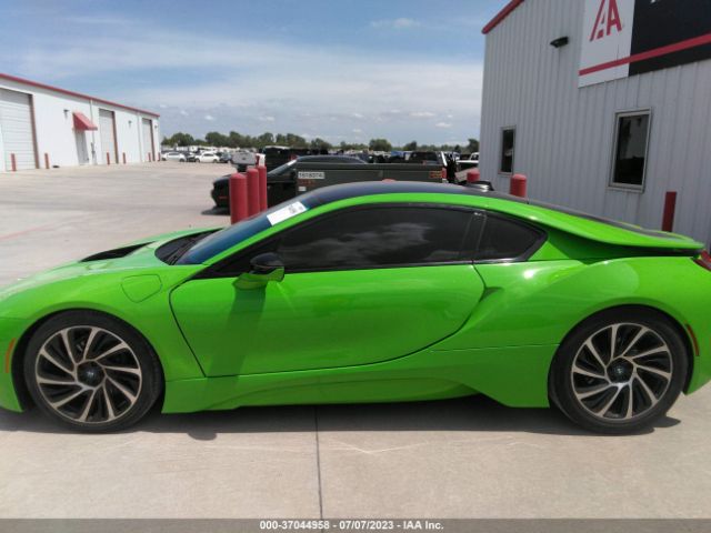 WBY2Z2C57FV392552 BMW I8