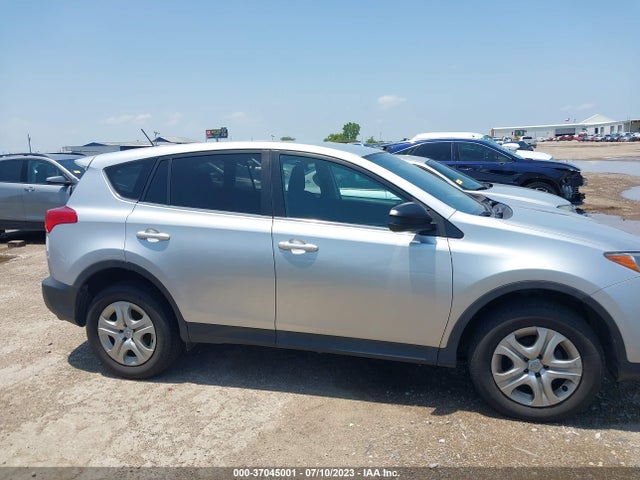 Toyota RAV4 LE 2015 2T3BFREV0FW303834 Image 5