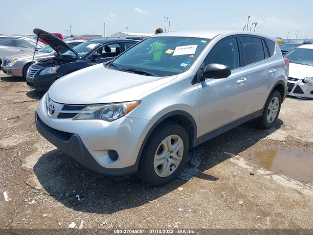 Toyota RAV4 LE 2015 2T3BFREV0FW303834 Image 2