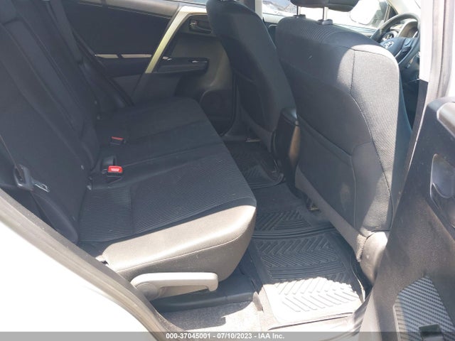 Toyota RAV4 LE 2015 2T3BFREV0FW303834 Image 14