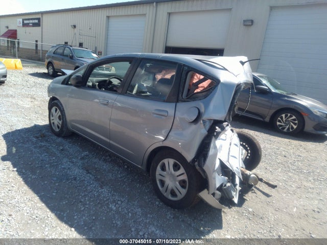 2010 HONDA FIT VIN: JHMGE8H21AC005548