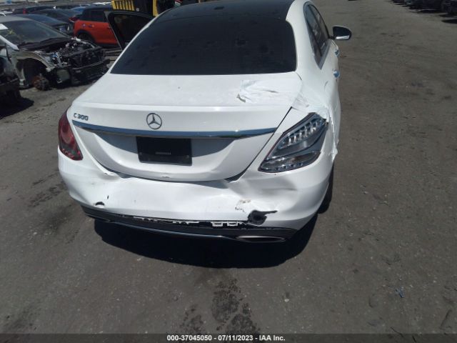 55SWF4JB3HU214279 Mercedes-Benz C-class C 300