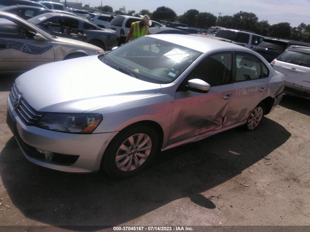 1VWAS7A39FC008912 Volkswagen Passat 1.8t Wolfsburg Ed