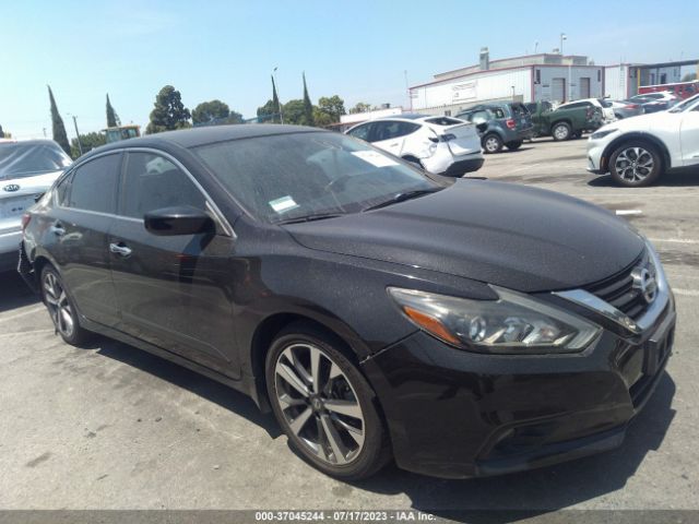 1N4AL3AP6HN315785 Nissan Altima 2.5 Sr