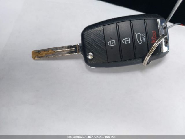 KNDPM3AC3J7488303 KIA Sportage Lx