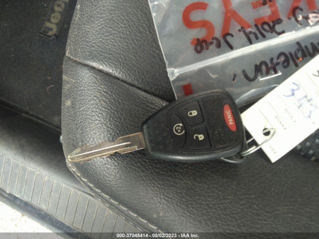 1C4NJDEB6ED760759 Jeep Compass Latitude