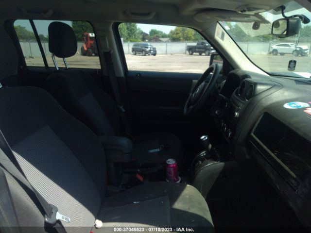1C4NJPBA3GD787238 Jeep Patriot Sport