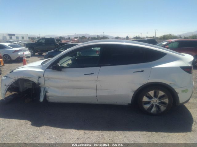 7SAYGDEE4PA064242 Tesla Model Y Long Range