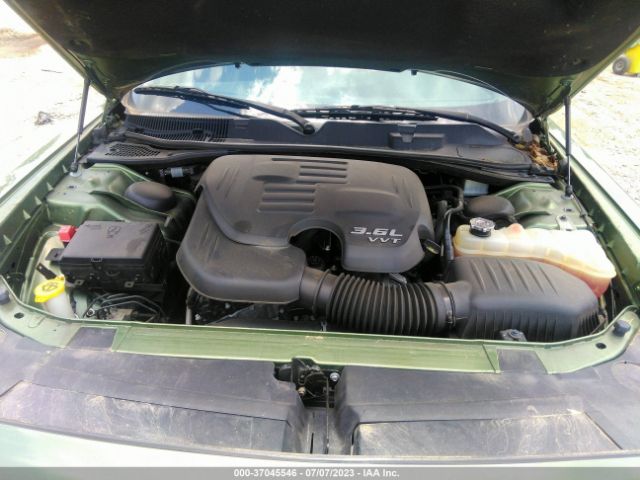 2C3CDZAG9JH204668 Dodge Challenger Sxt