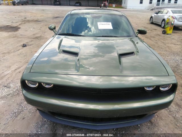 2C3CDZAG9JH204668 Dodge Challenger Sxt
