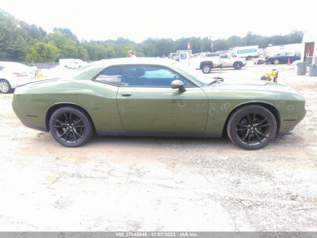 2C3CDZAG9JH204668 Dodge Challenger Sxt