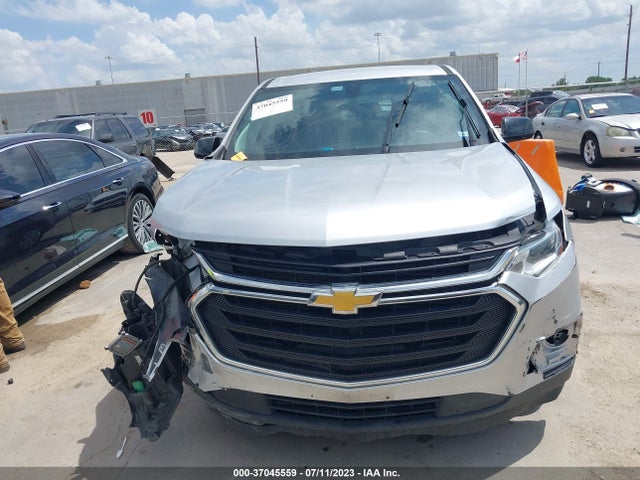 Chevrolet Traverse Ls 2018 1GNERFKWXJJ126109 Image 3